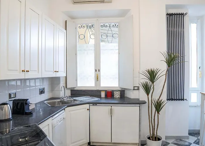 Easytopstay - Colonna Casa de hóspedes Roma